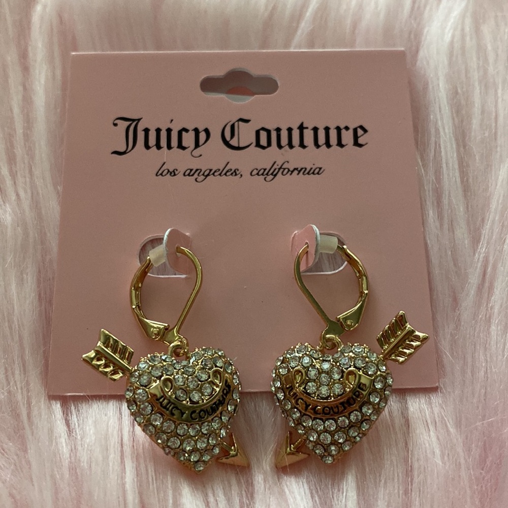 💖Juicy Couture lever back arrow heart earrings 💖